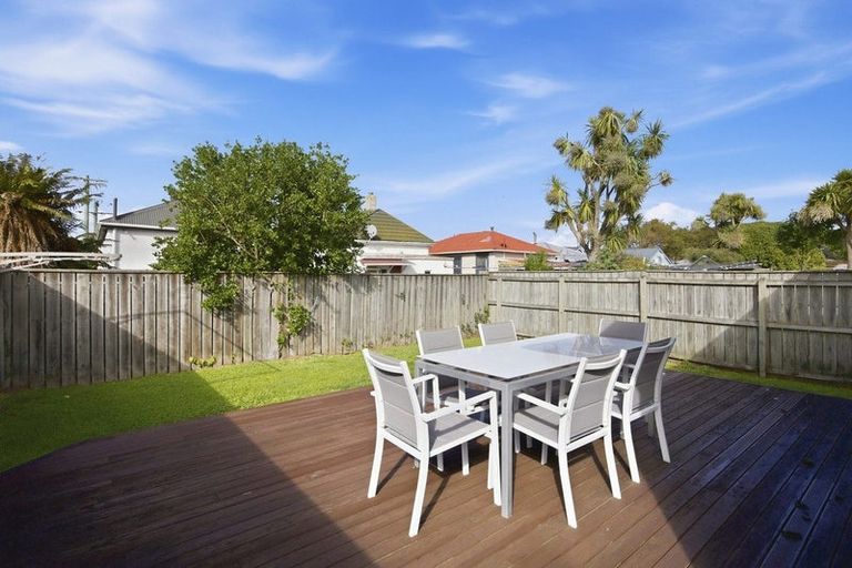 Photo of property in 74 Fawcett Street, South Dunedin, Dunedin, 9012