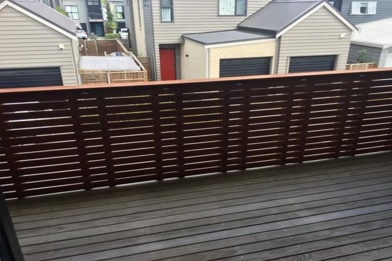 Photo of property in 37 Liquidambar Drive, Hobsonville, Auckland, 0616