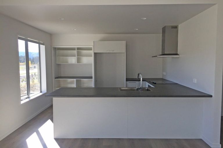 Photo of property in 66 Obelisk Street, Wanaka, 9305