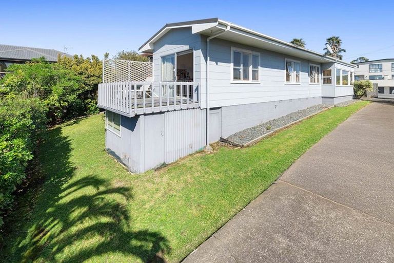 Photo of property in 2/184 Bucklands Beach Road, Bucklands Beach, Auckland, 2012