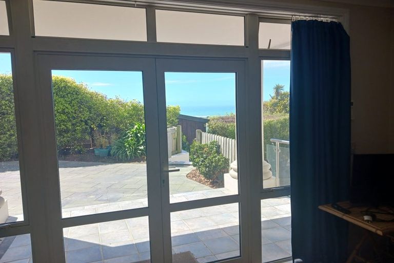 Photo of property in 87a Moncks Spur Road, Redcliffs, Christchurch, 8081