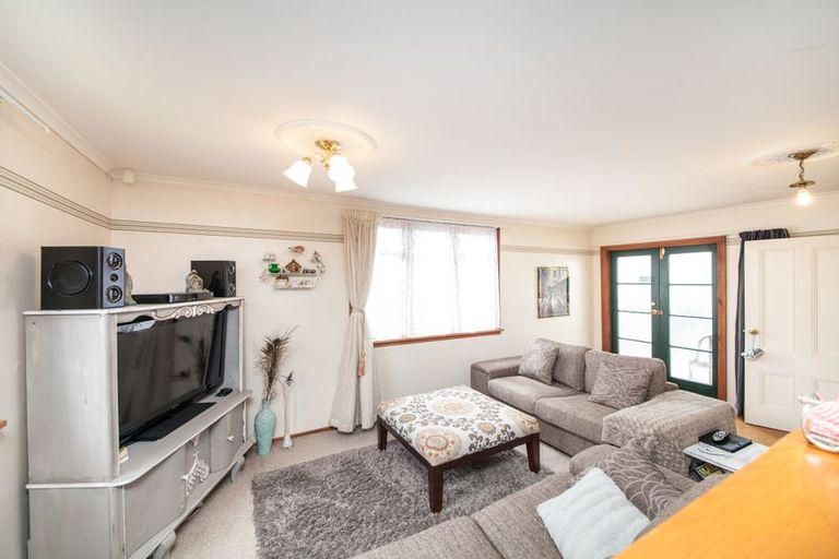 Photo of property in 36 Stewart Crescent, Hokowhitu, Palmerston North, 4410