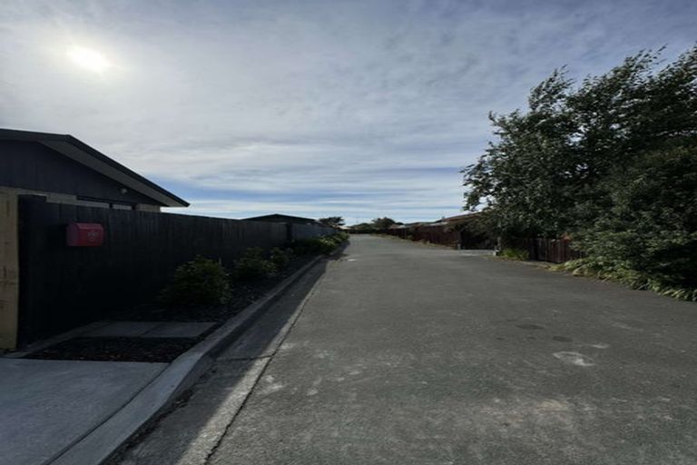 Photo of property in 128a Inwoods Close, Parklands, Christchurch, 8083