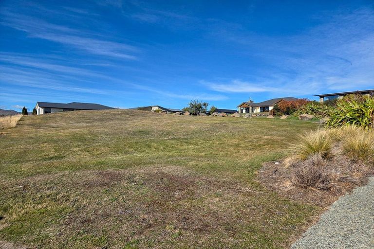 Photo of property in 5 Sibbald Lane, Lake Tekapo, 7999