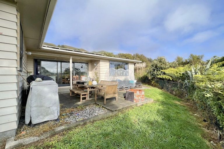 Photo of property in 27 Kerkwall Drive, Naenae, Lower Hutt, 5011