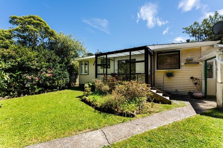 Photo of property in 98 Hair Street, Wainuiomata, Lower Hutt, 5014