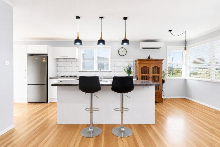 Photo of property in 18 Larnach Street, St Andrews, Hamilton, 3200