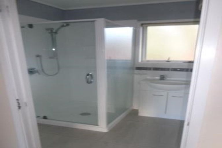 Photo of property in 1/341 Royal Road, Massey, Auckland, 0614