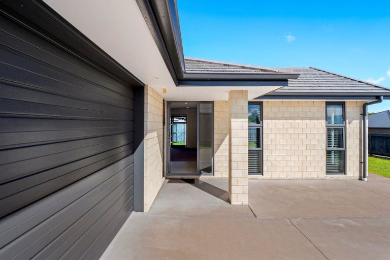 Photo of property in 6 Howie Rise, Te Puke, 3119