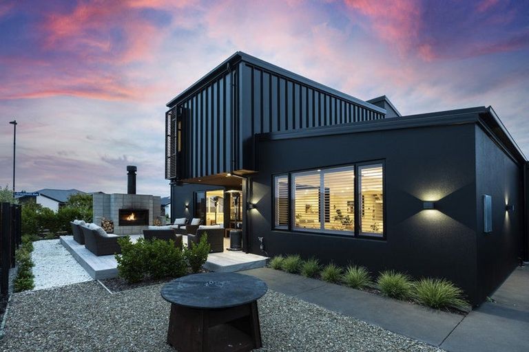 Photo of property in 40 Grayshott Avenue, Casebrook, Christchurch, 8051