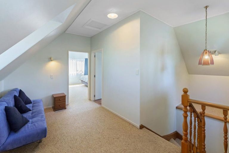 Photo of property in 18a Toi Street, Otaki Beach, Otaki, 5512