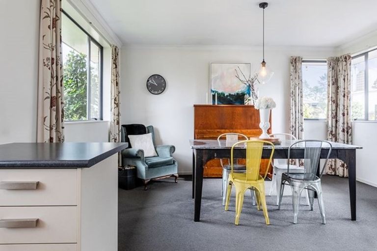 Photo of property in 169j Colwill Road, Massey, Auckland, 0614