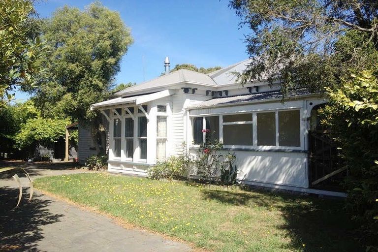 Photo of property in 216 Olliviers Road, Linwood, Christchurch, 8011