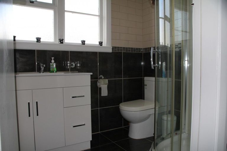 Photo of property in 56 Fonblanque Street, Westport, 7825