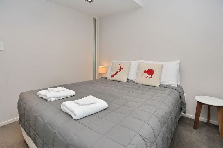 Photo of property in 2/65 Carlton Mill Road, Merivale, Christchurch, 8014