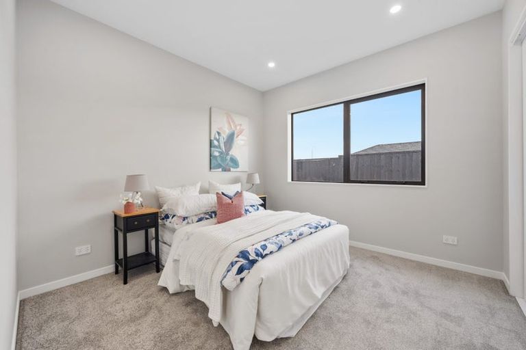 Photo of property in 15 Kakano Street, Clevedon, 2582