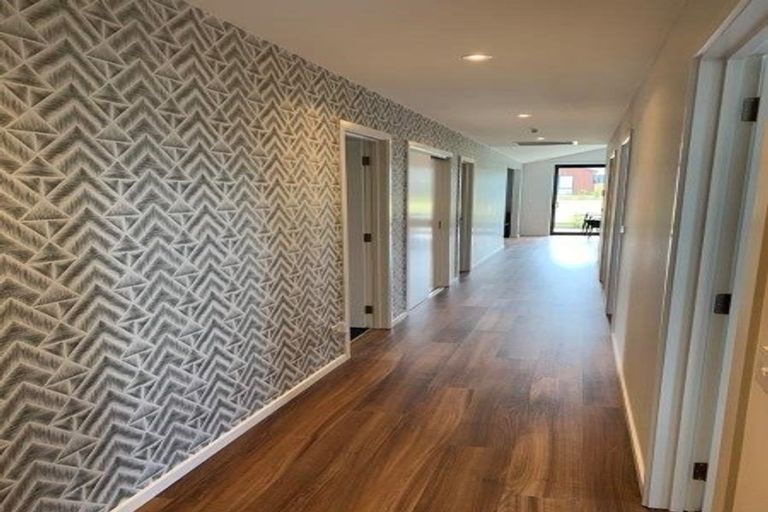 Photo of property in 3 Leaning Rock Lane, Wanaka, 9305