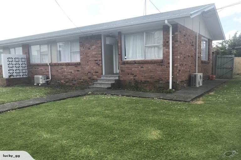 Photo of property in 2/46 Raglan Street, Mangere East, Auckland, 2024