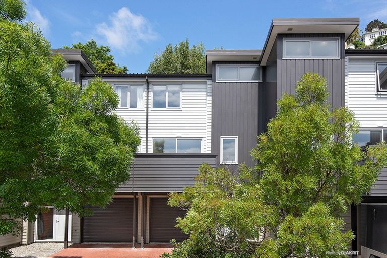 Photo of property in 12/27 The Rigi, Northland, Wellington, 6012