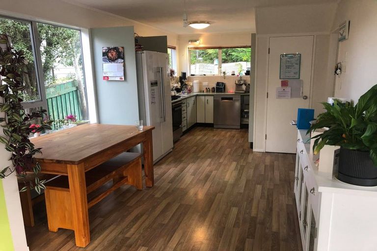 Photo of property in 2 Anaheim Place, Churton Park, Wellington, 6037