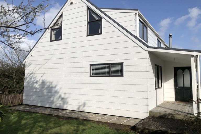 Photo of property in 18 Pelorus Street, Welcome Bay, Tauranga, 3112