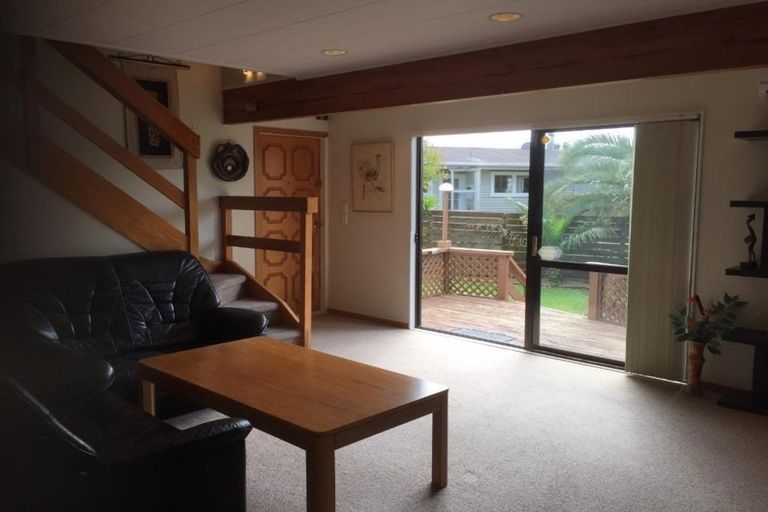 Photo of property in 40a/2 Woodglen Road, Glen Eden, Auckland, 0602
