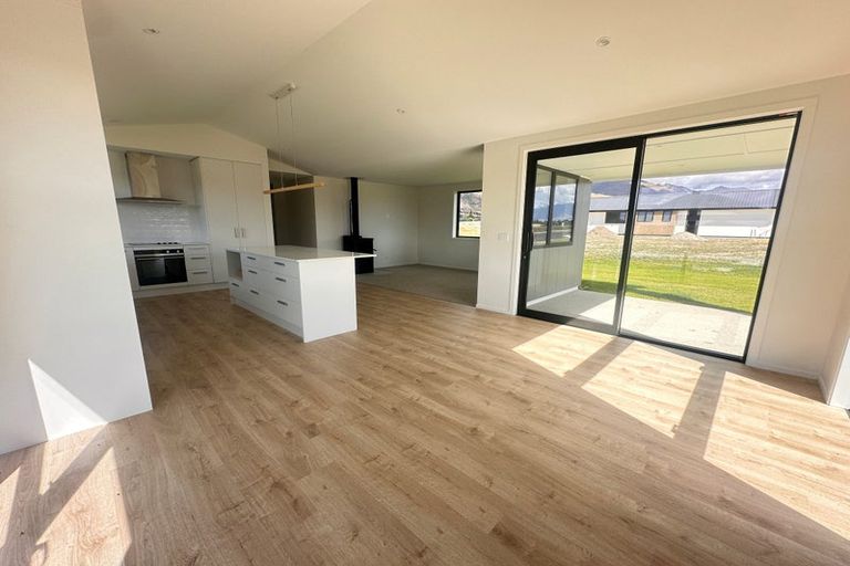 Photo of property in 46 Deans Drive, Wanaka, 9382