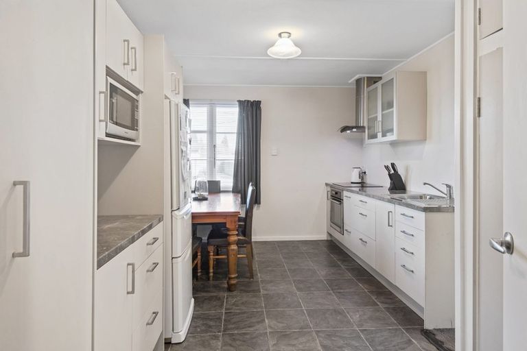 Photo of property in 23 Rowcliffe Crescent, Avonside, Christchurch, 8061