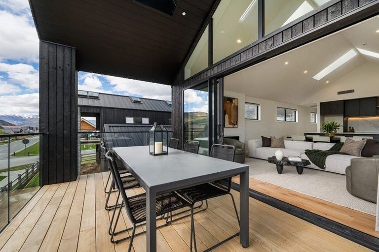 Photo of property in 4 Taurus Lane, Jacks Point, 9371