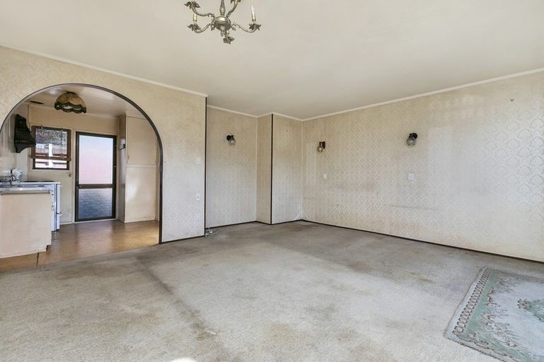 Photo of property in 21/85 Edmonton Road, Henderson, Auckland, 0612