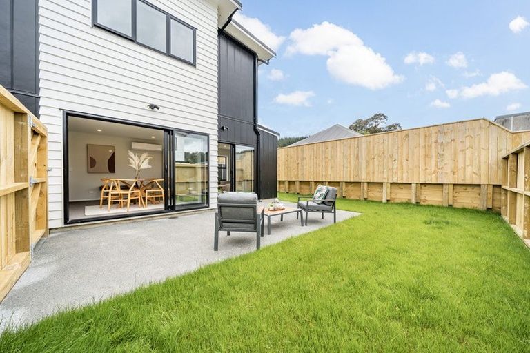 Photo of property in 42b Moeraki Road, Maoribank, Upper Hutt, 5018