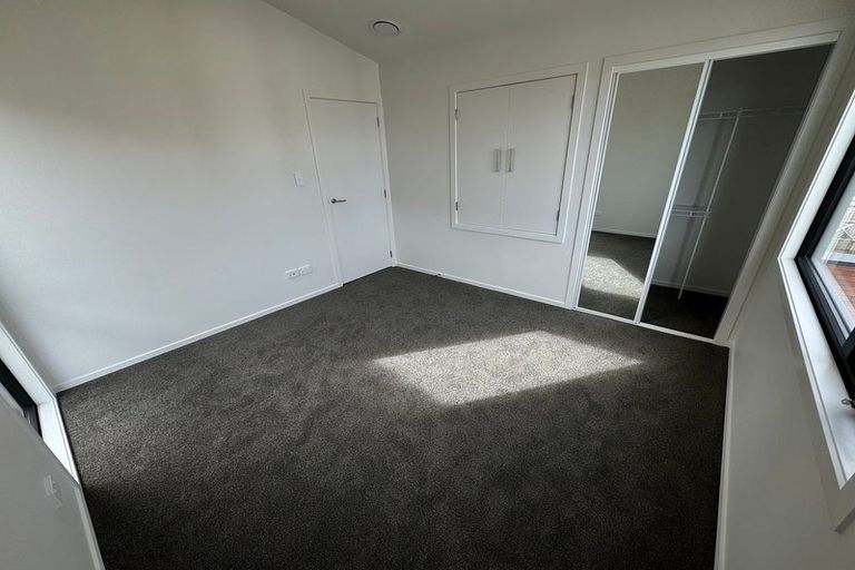 Photo of property in 16 Te Puketoka Lane, Mangere, Auckland, 2022