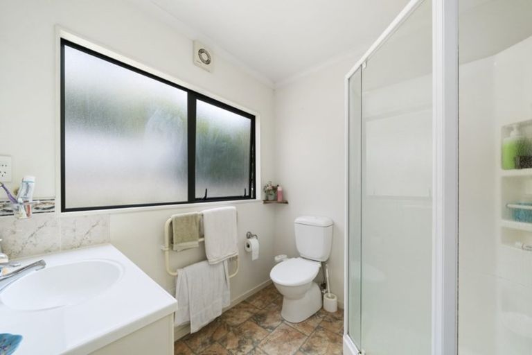 Photo of property in 23 Amesbury Drive, Churton Park, Wellington, 6037