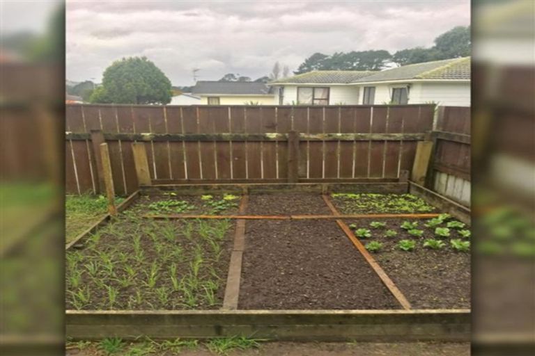 Photo of property in 12 Patrice Place, Massey, Auckland, 0614