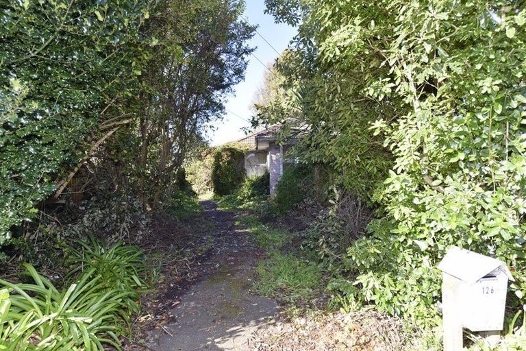 Photo of property in 126 Avonhead Road, Avonhead, Christchurch, 8042