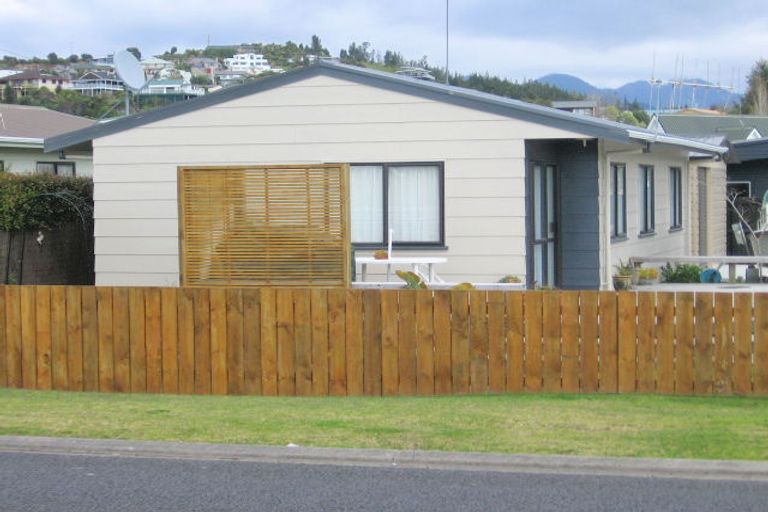 Photo of property in 115a Otahu Road, Whangamata, 3620