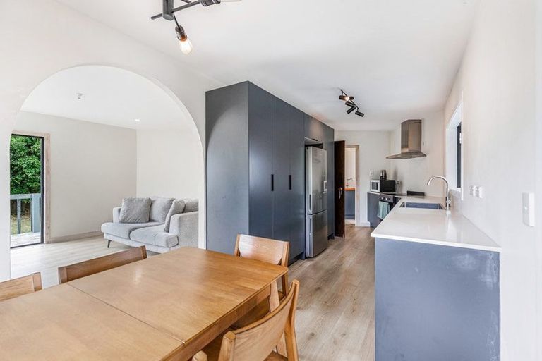 Photo of property in 22 Landsdale Place, Massey, Auckland, 0614