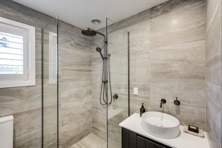 Photo of property in 30a Lucknow Road, Havelock North, 4130