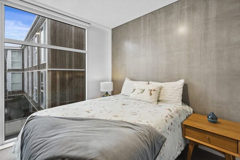 Photo of property in Canvas Apartments, 1/307 Willis Street, Te Aro, Wellington, 6011