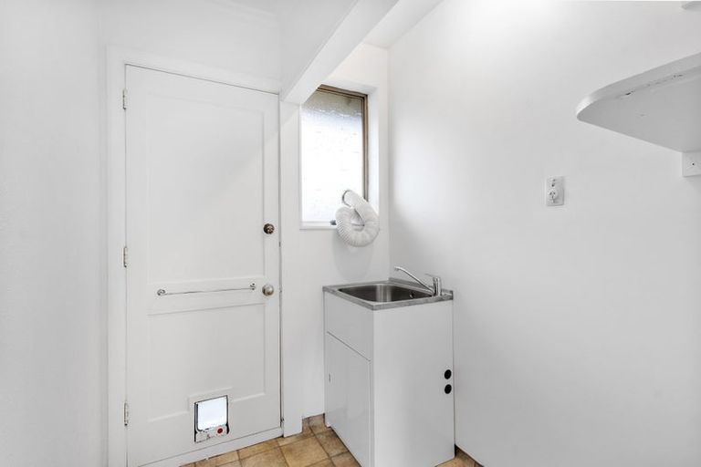 Photo of property in 12 Rutherford Street, Woolston, Christchurch, 8023