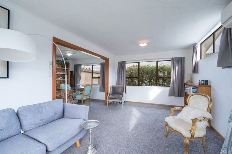 Photo of property in 7a Windlesham Place, Wakefield, 7025