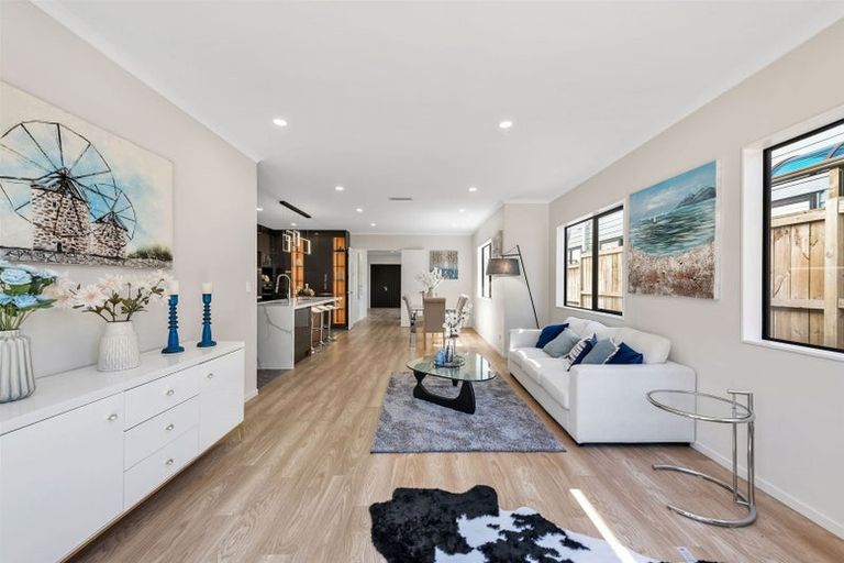 Photo of property in 54 Hikuawa Road, Flat Bush, Auckland, 2019