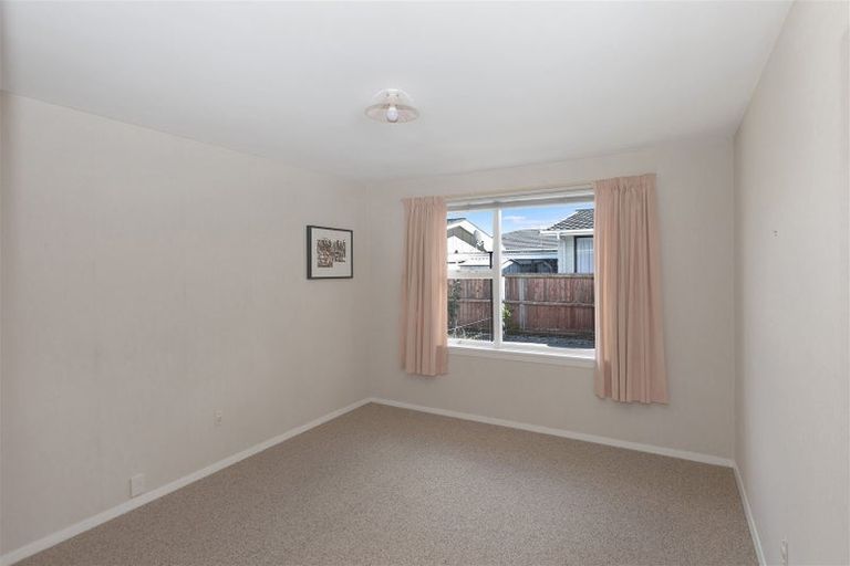 Photo of property in 15 Apollo Place, Papanui, Christchurch, 8052