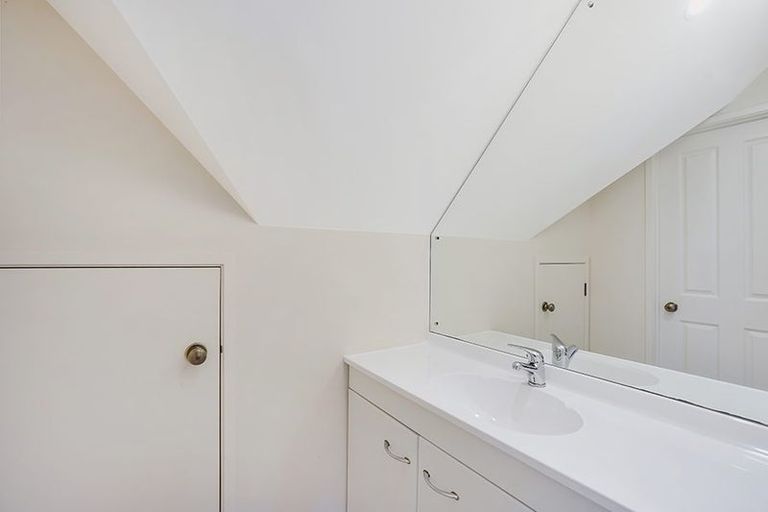 Photo of property in 33a Baird Street, Howick, Auckland, 2014