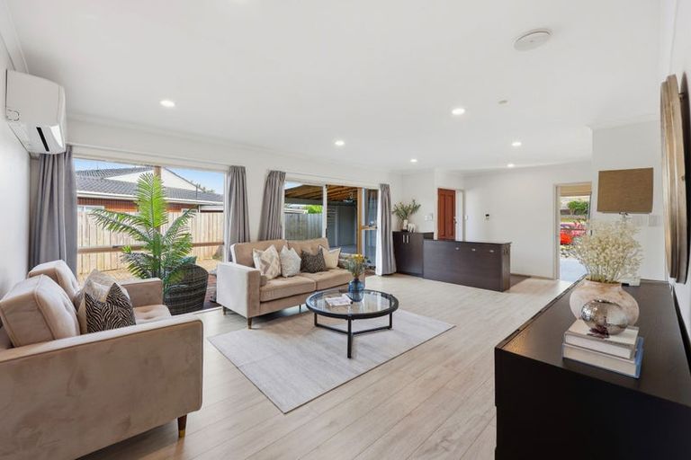 Photo of property in 27 Galsworthy Place, Bucklands Beach, Auckland, 2014