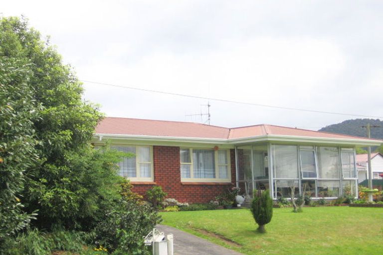 Photo of property in 10 Featon Road, Waihi, 3610