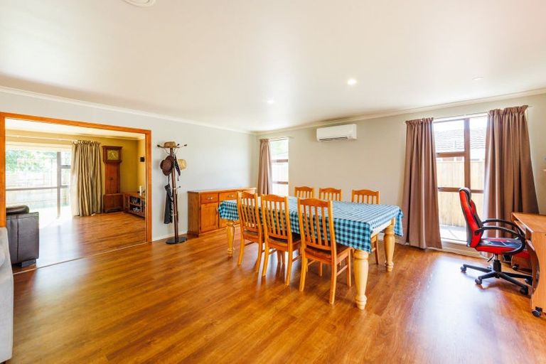 Photo of property in 11 Racecourse Road, Awapuni, Palmerston North, 4412