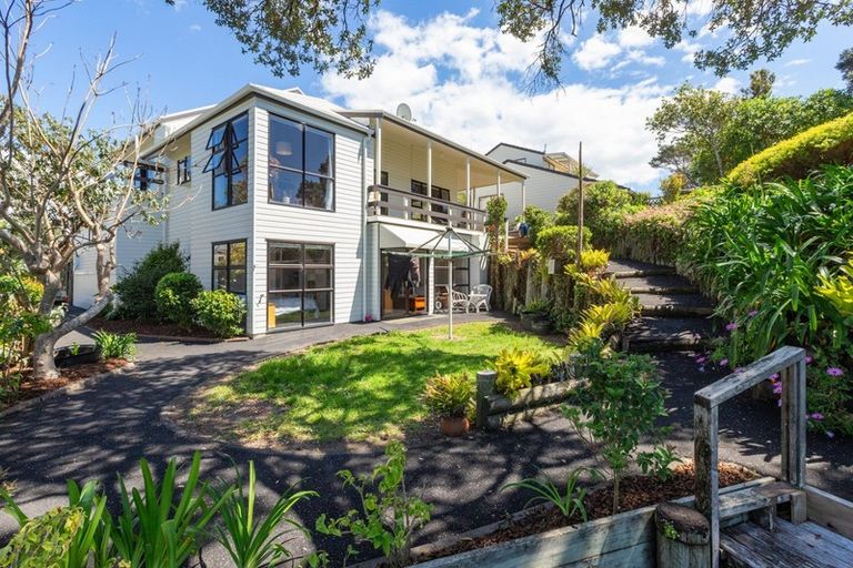 Photo of property in 51 Fidelis Avenue, Snells Beach, 0920