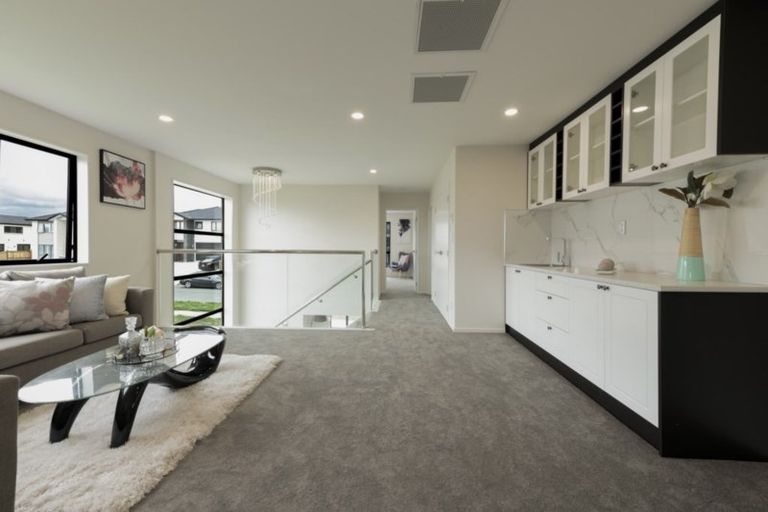 Photo of property in 13 Matiki Road, Flat Bush, Auckland, 2019