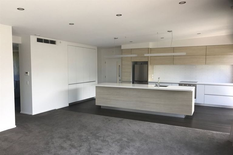 Photo of property in 4/275 Kilmore Street, Christchurch Central, Christchurch, 8011